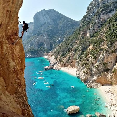 Bedandclimbing Hotel Baunei Ngoại thất bức ảnh