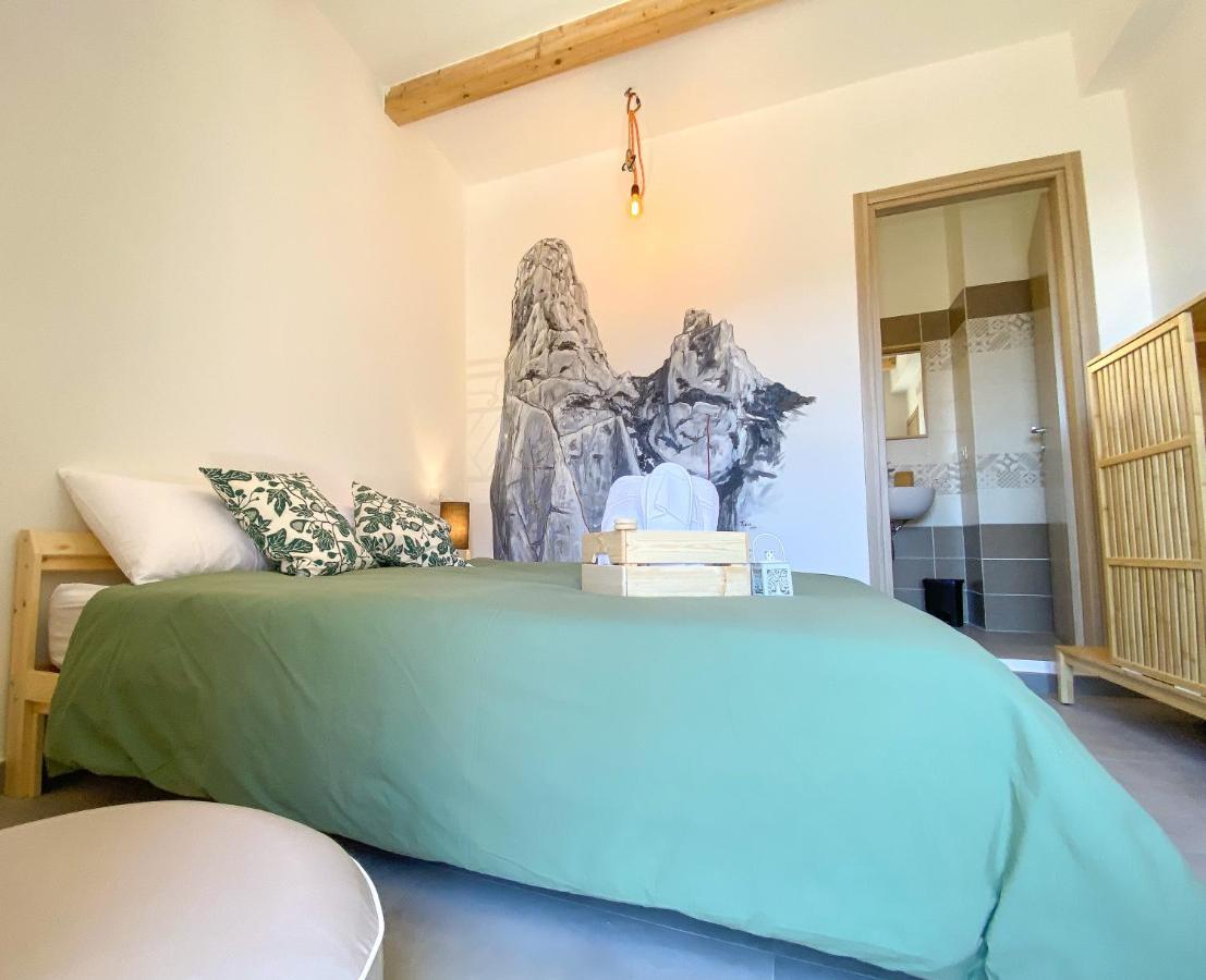 Bedandclimbing Hotel Baunei Ngoại thất bức ảnh